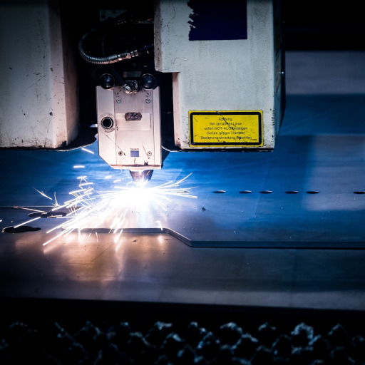 Laser cutting machine
